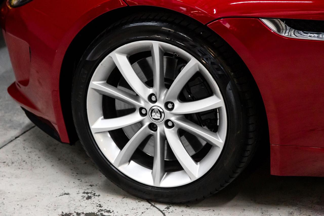 2014 Jaguar FTYPE S 14981 miles