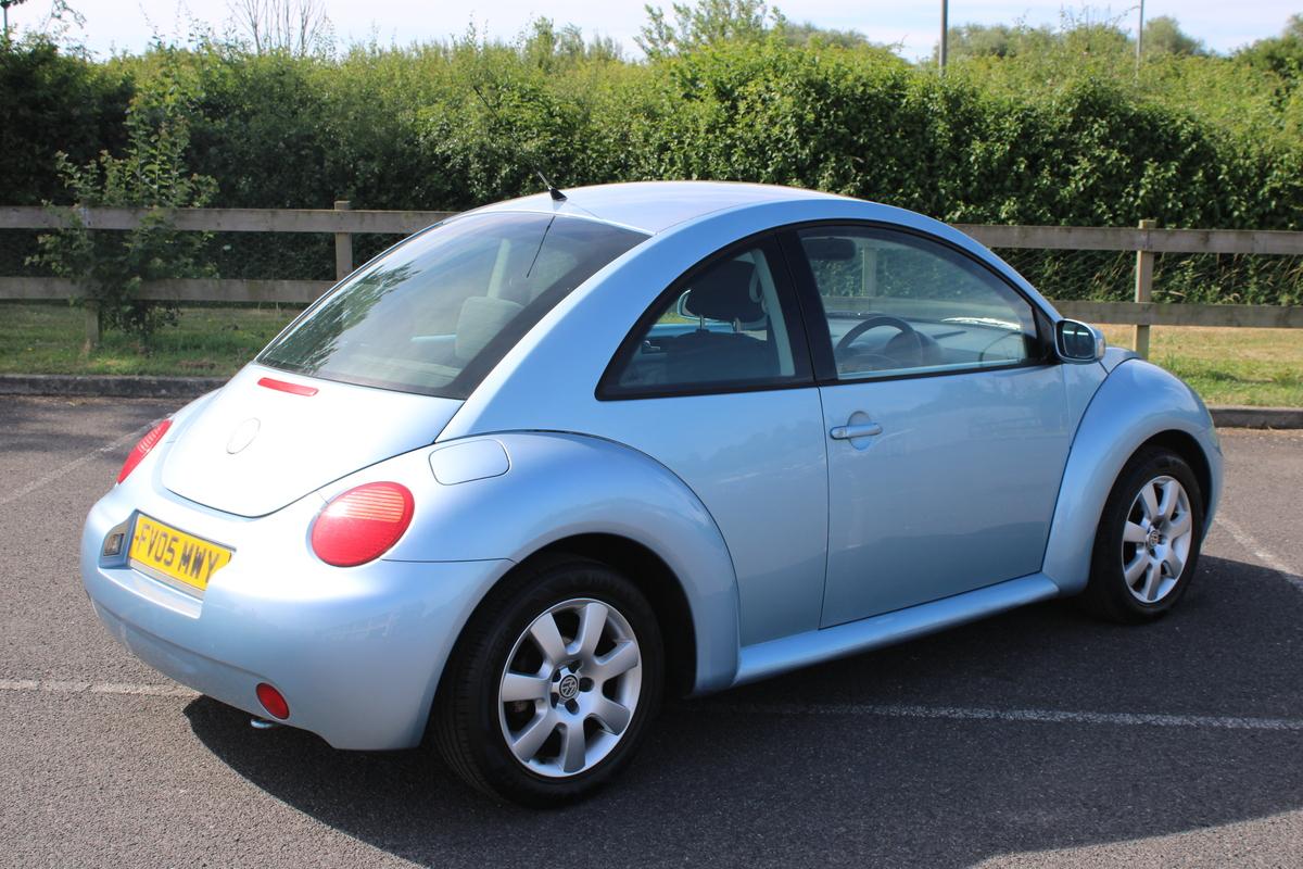 2005 Volkswagen Beetle