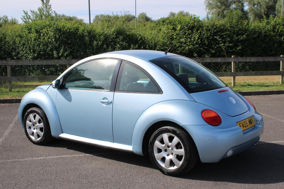 2005 Volkswagen Beetle