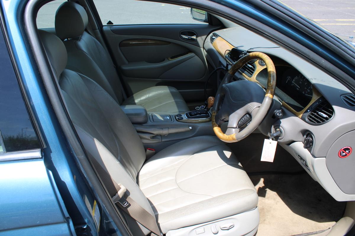 1999 Jaguar S-Type V6 SE Auto