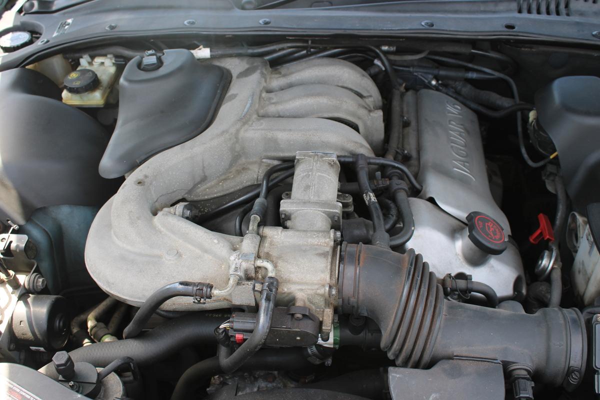1999 Jaguar S-Type V6 SE Auto