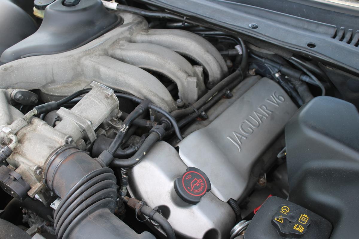1999 Jaguar S-Type V6 SE Auto