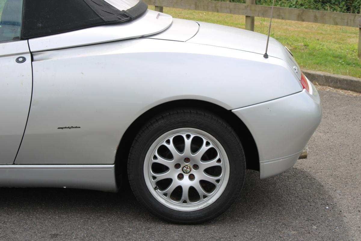 1999 Alfa Romeo SPIDER T-SPARK 16V