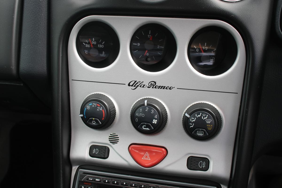 1999 Alfa Romeo SPIDER T-SPARK 16V