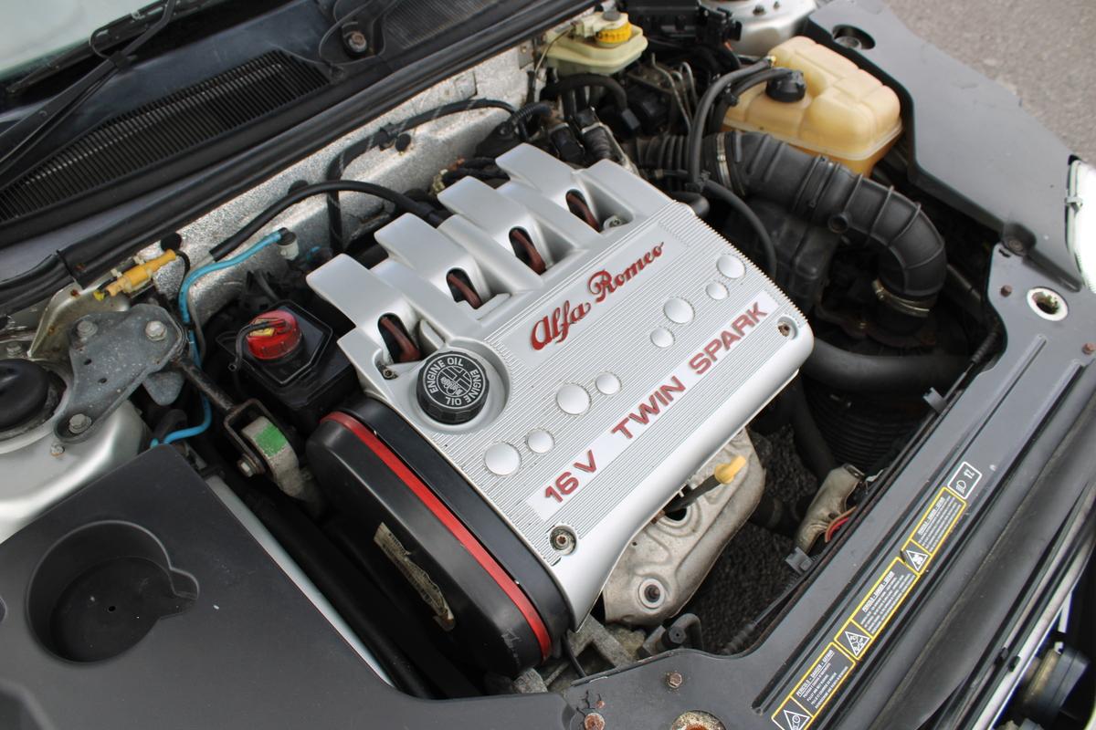 1999 Alfa Romeo SPIDER T-SPARK 16V