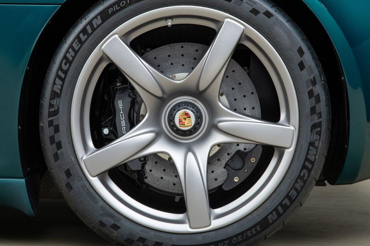 2005 Porsche Carrera GT SC