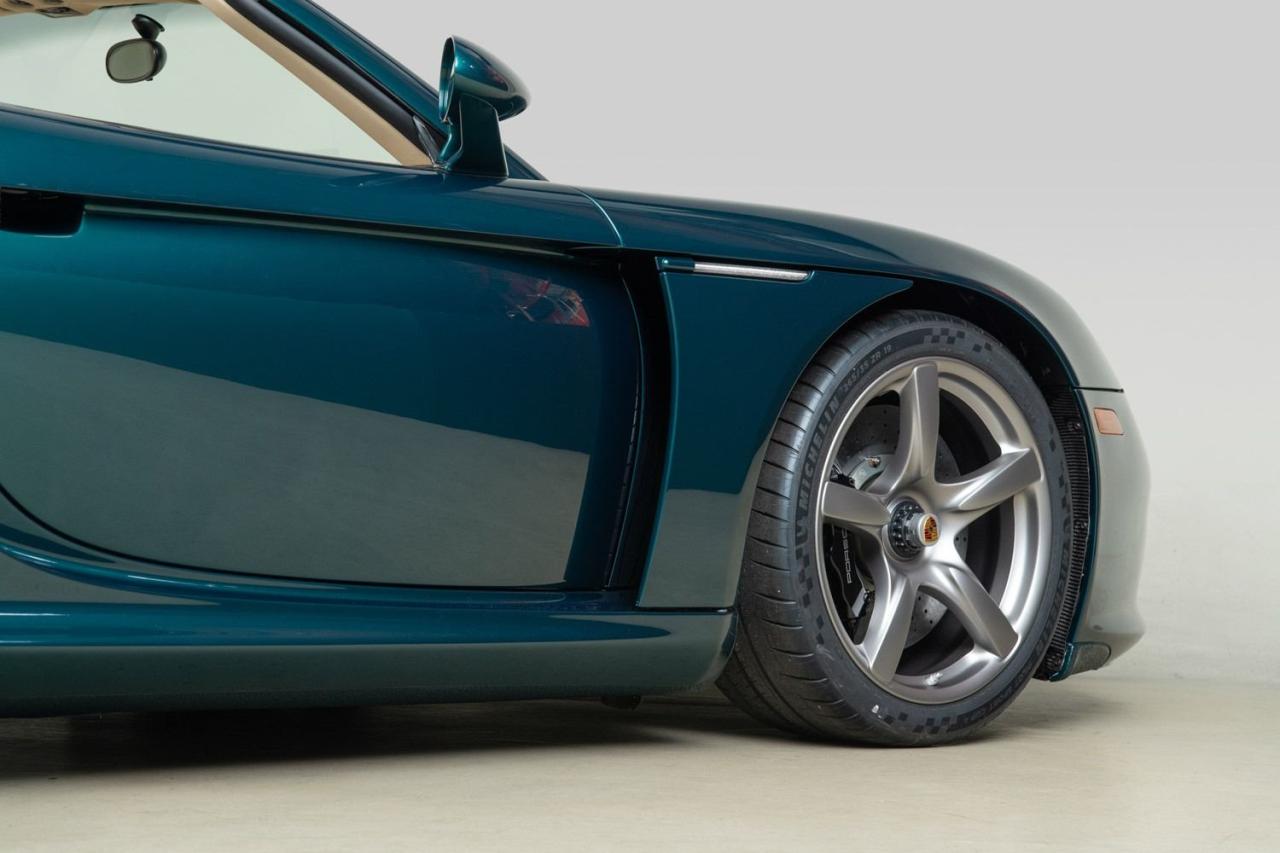 2005 Porsche Carrera GT SC