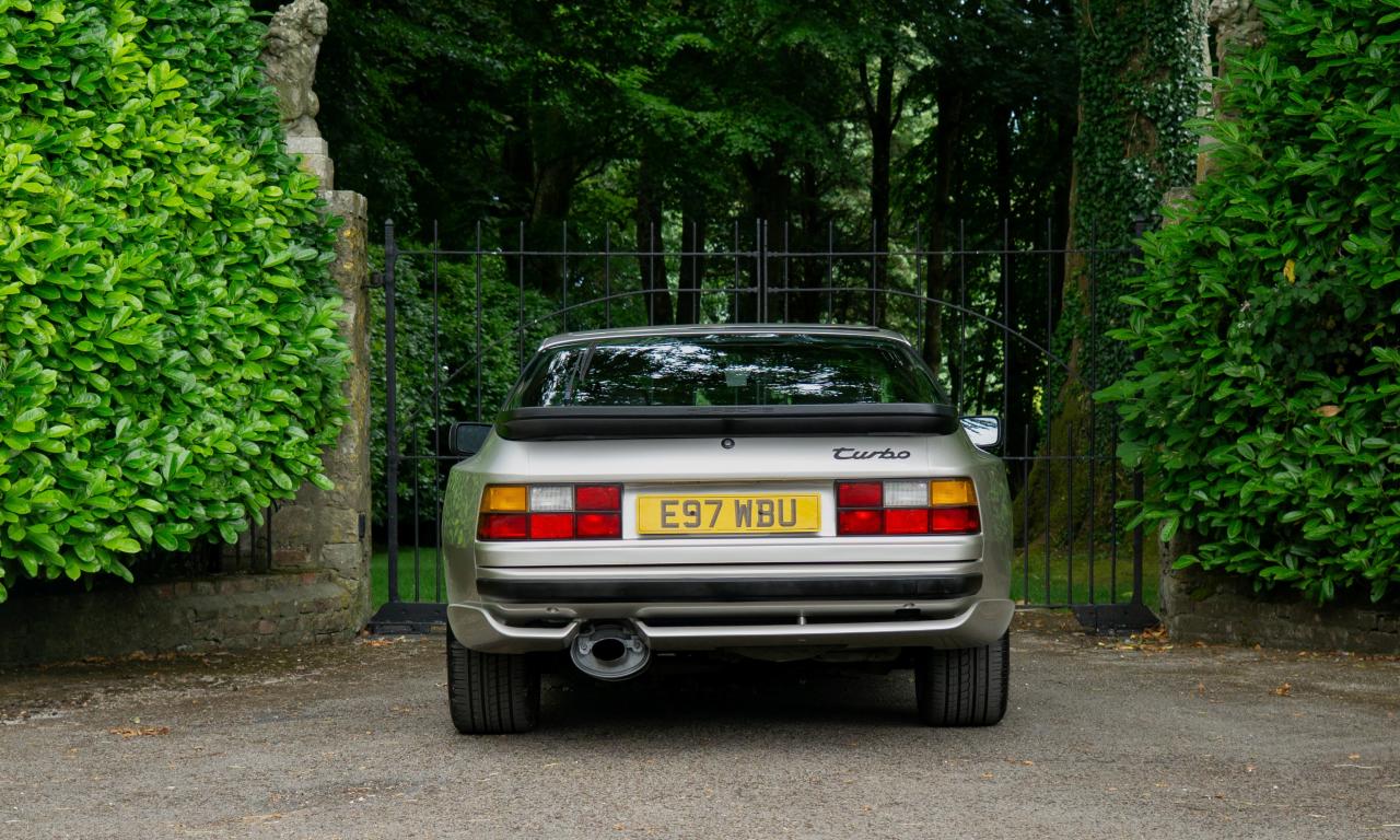 1988 Porsche 944 Turbo