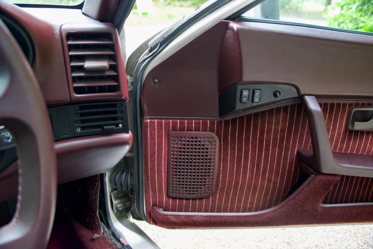 1988 Porsche 944 Turbo