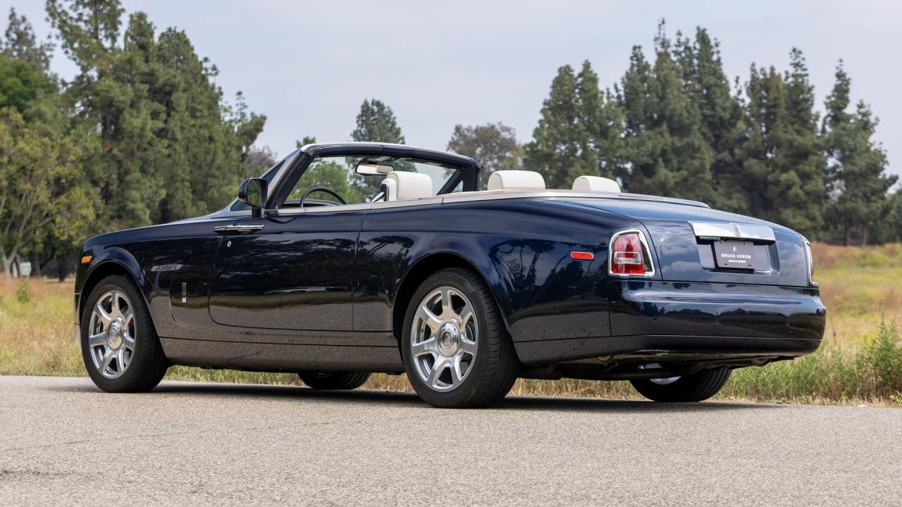 2010 Rolls - Royce Phantom Drophead Coupé