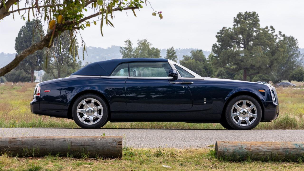 2010 Rolls - Royce Phantom Drophead Coupé