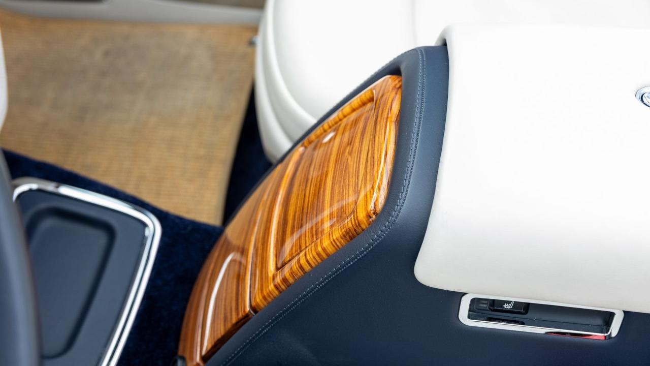 2010 Rolls - Royce Phantom Drophead Coupé