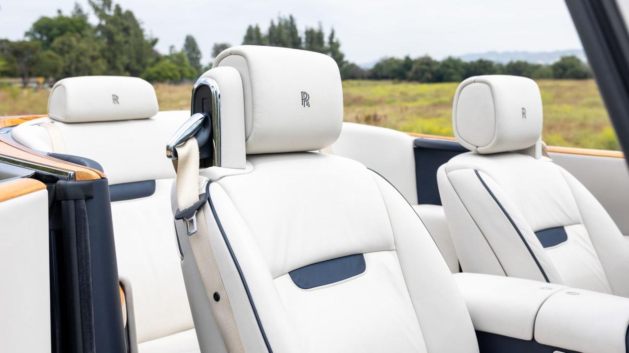2010 Rolls - Royce Phantom Drophead Coupé