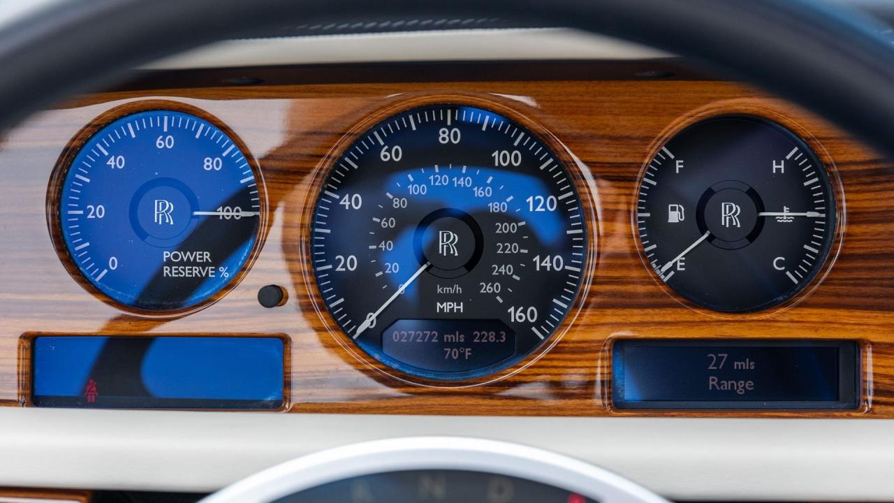 2010 Rolls - Royce Phantom Drophead Coupé