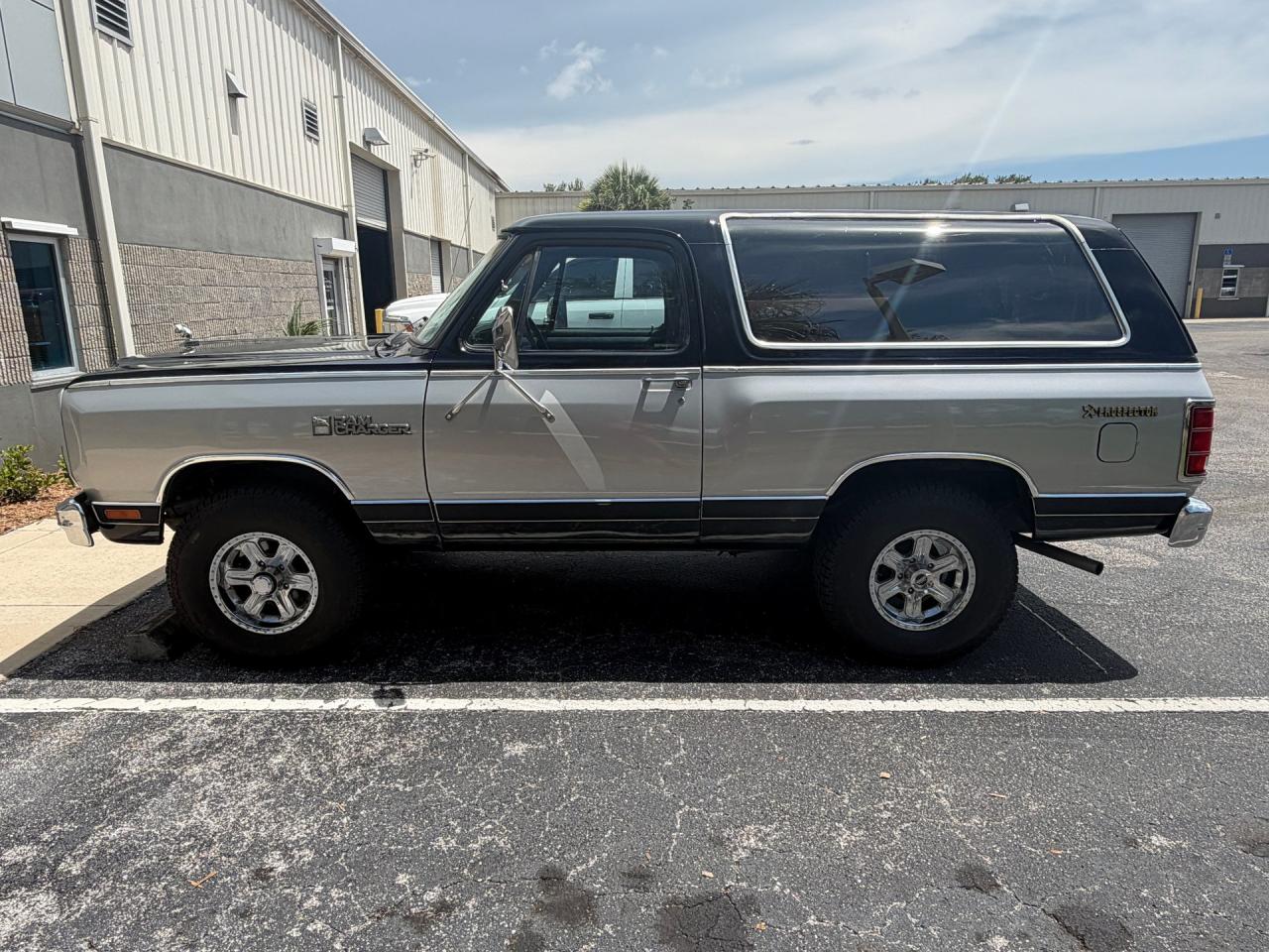1983 Dodge Ramcharger Prospector 4x4