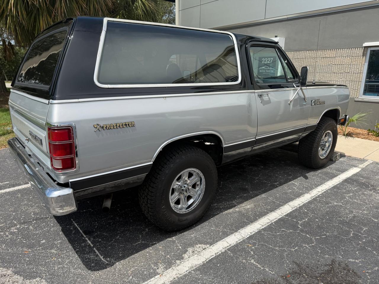 1983 Dodge Ramcharger Prospector 4x4