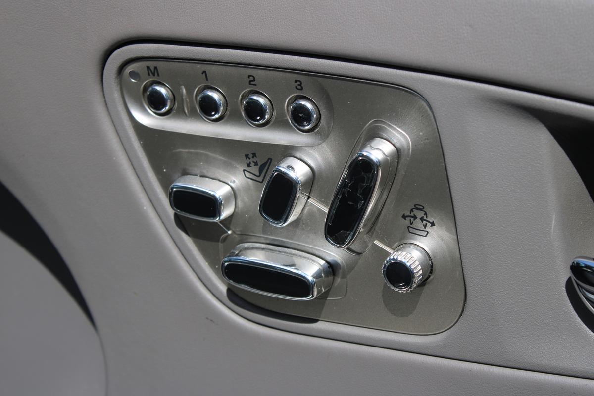 2010 Jaguar XKR AUTO 5.0 SC