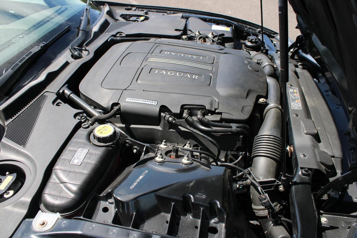 2010 Jaguar XKR AUTO 5.0 SC