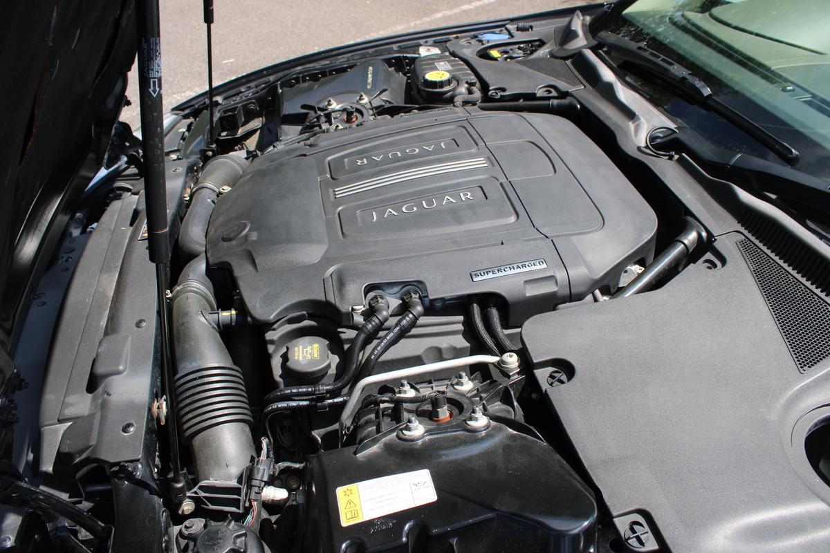 2010 Jaguar XKR AUTO 5.0 SC