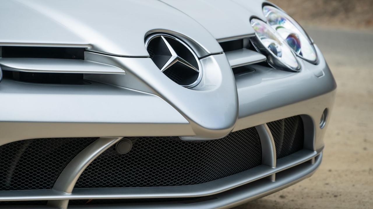 2006 Mercedes - Benz SLR McLaren Coupe