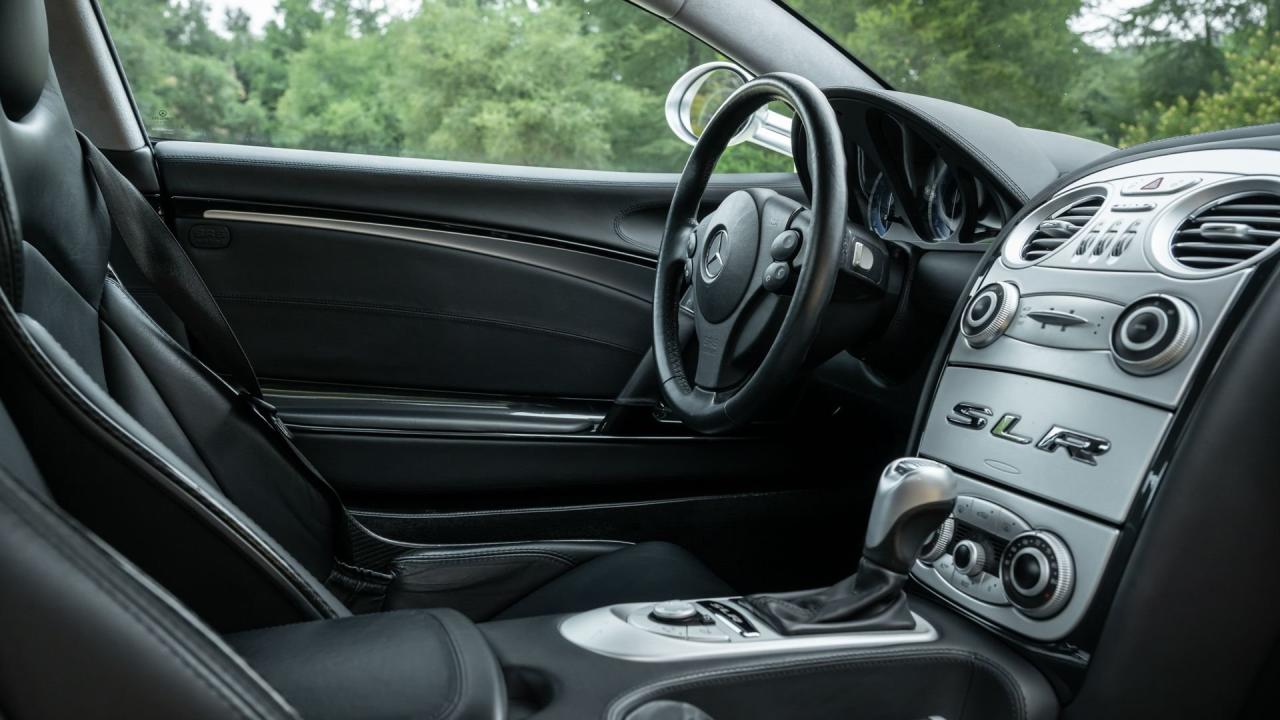2006 Mercedes - Benz SLR McLaren Coupe