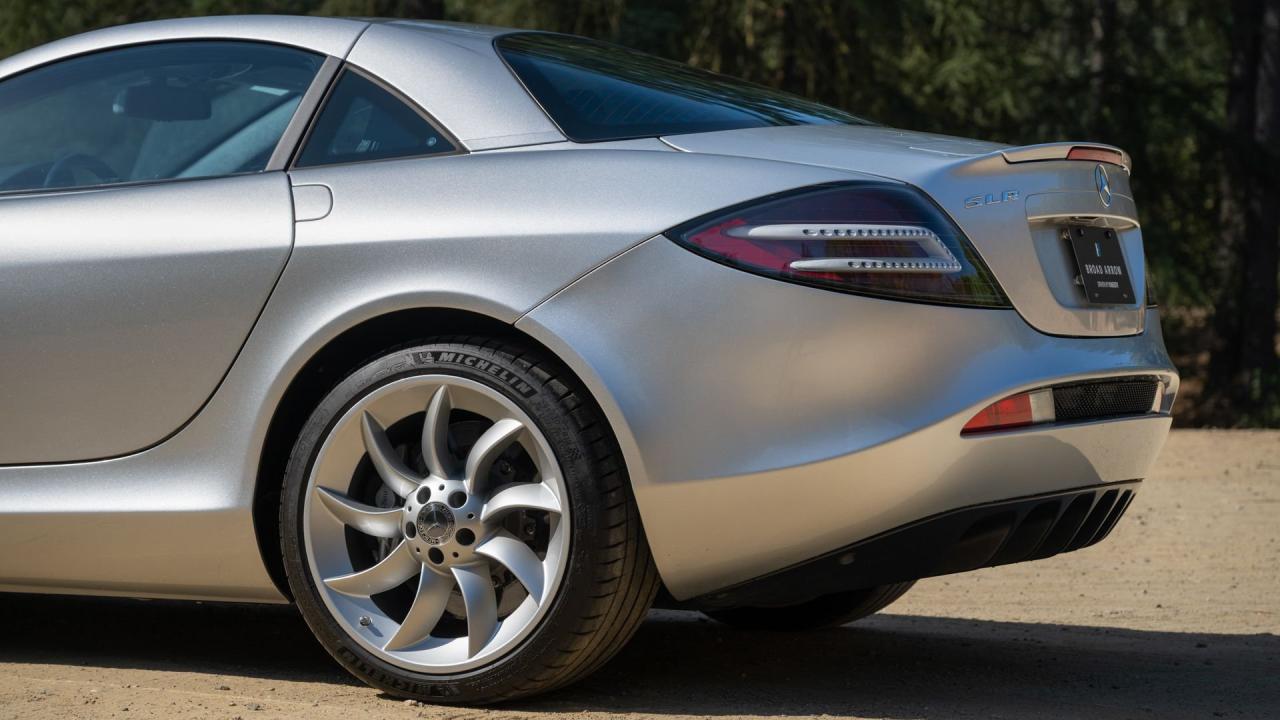 2006 Mercedes - Benz SLR McLaren Coupe