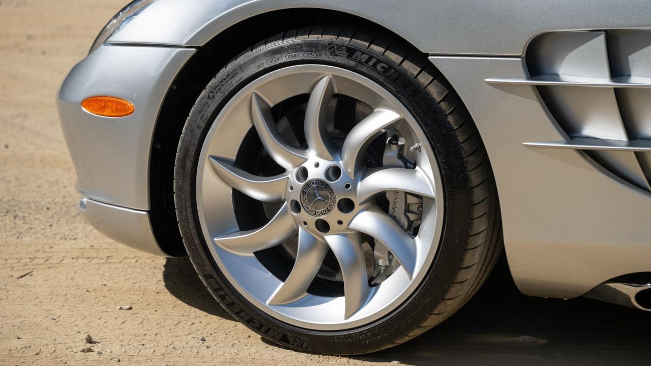 2006 Mercedes - Benz SLR McLaren Coupe