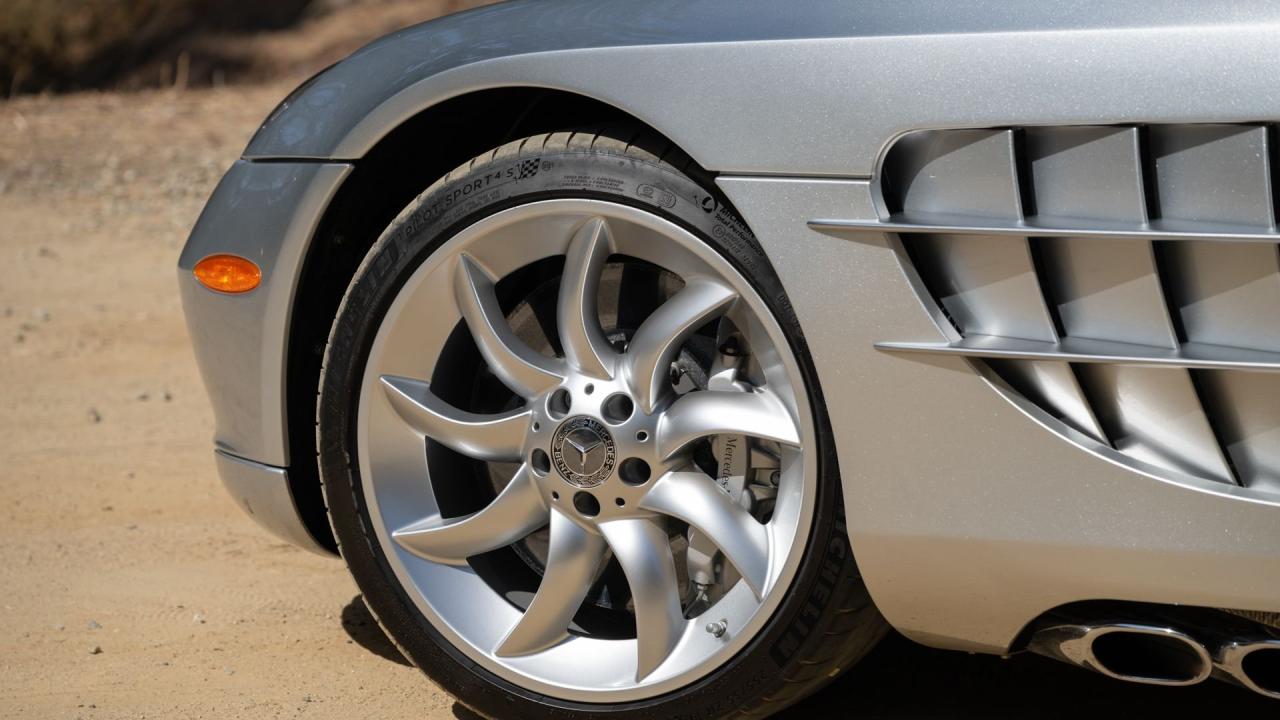 2006 Mercedes - Benz SLR McLaren Coupe