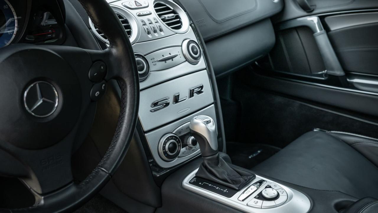 2006 Mercedes - Benz SLR McLaren Coupe