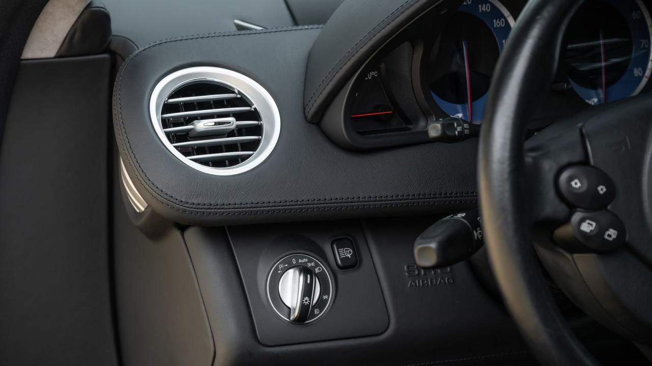 2006 Mercedes - Benz SLR McLaren Coupe
