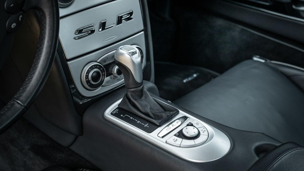 2006 Mercedes - Benz SLR McLaren Coupe