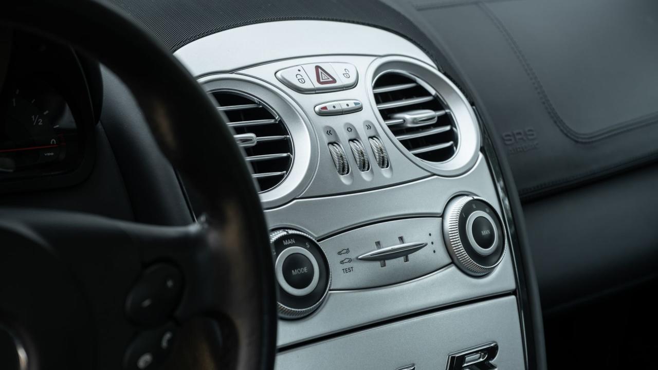 2006 Mercedes - Benz SLR McLaren Coupe