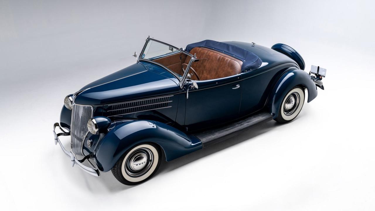 1936 Ford V8 De Luxe Roadster