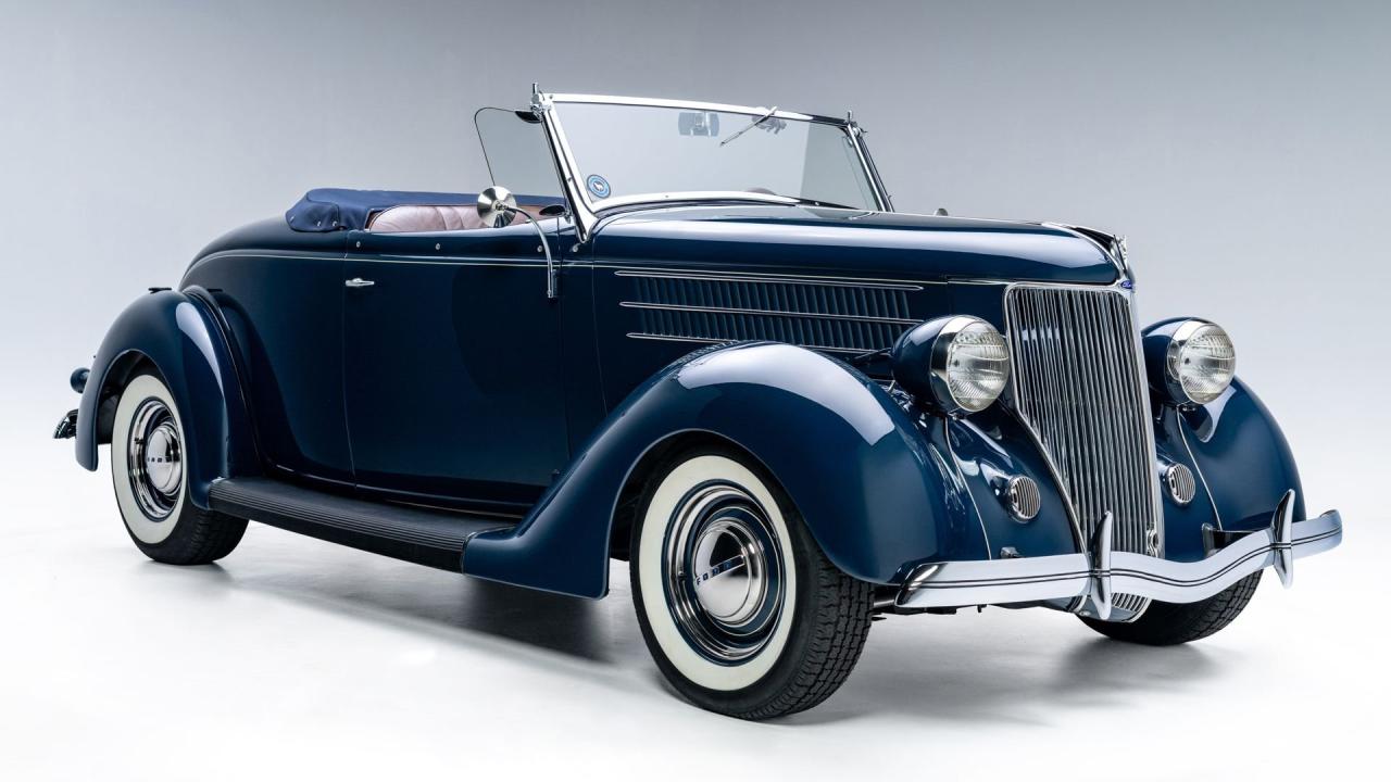 1936 Ford V8 De Luxe Roadster