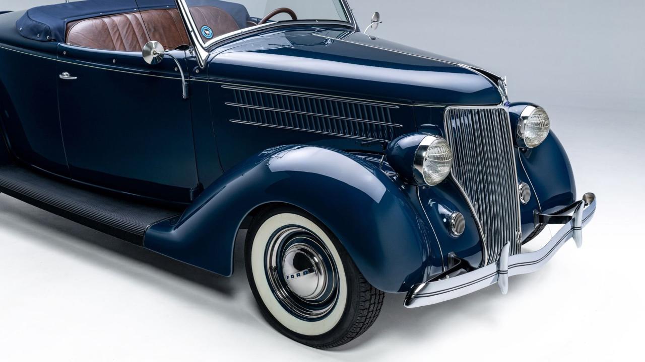 1936 Ford V8 De Luxe Roadster