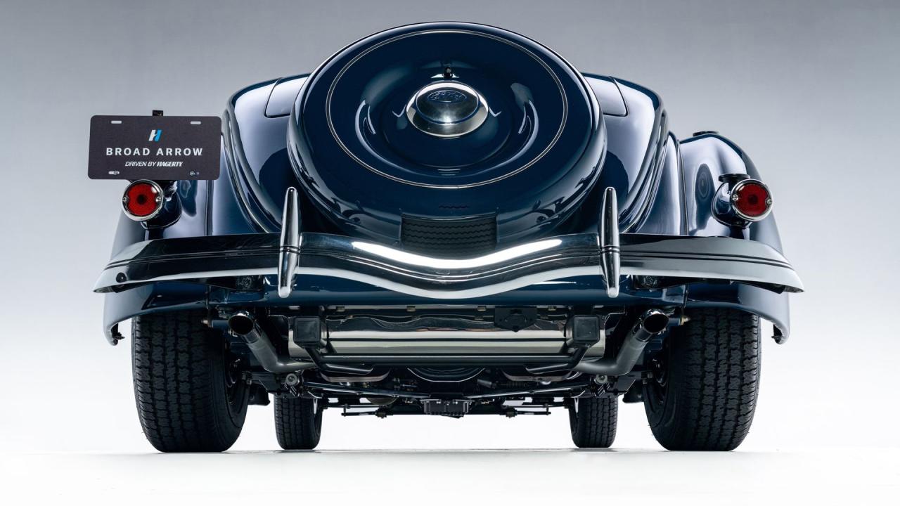 1936 Ford V8 De Luxe Roadster