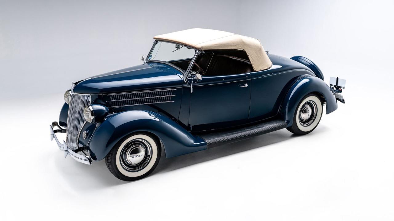 1936 Ford V8 De Luxe Roadster