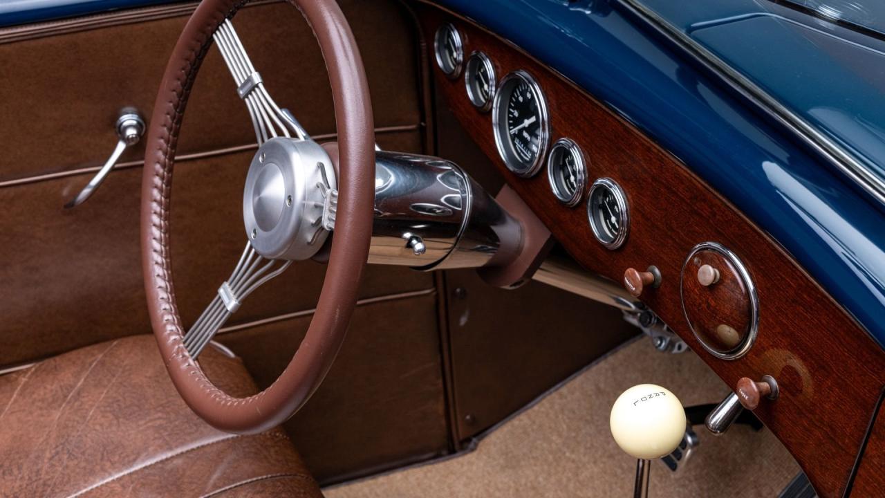 1936 Ford V8 De Luxe Roadster