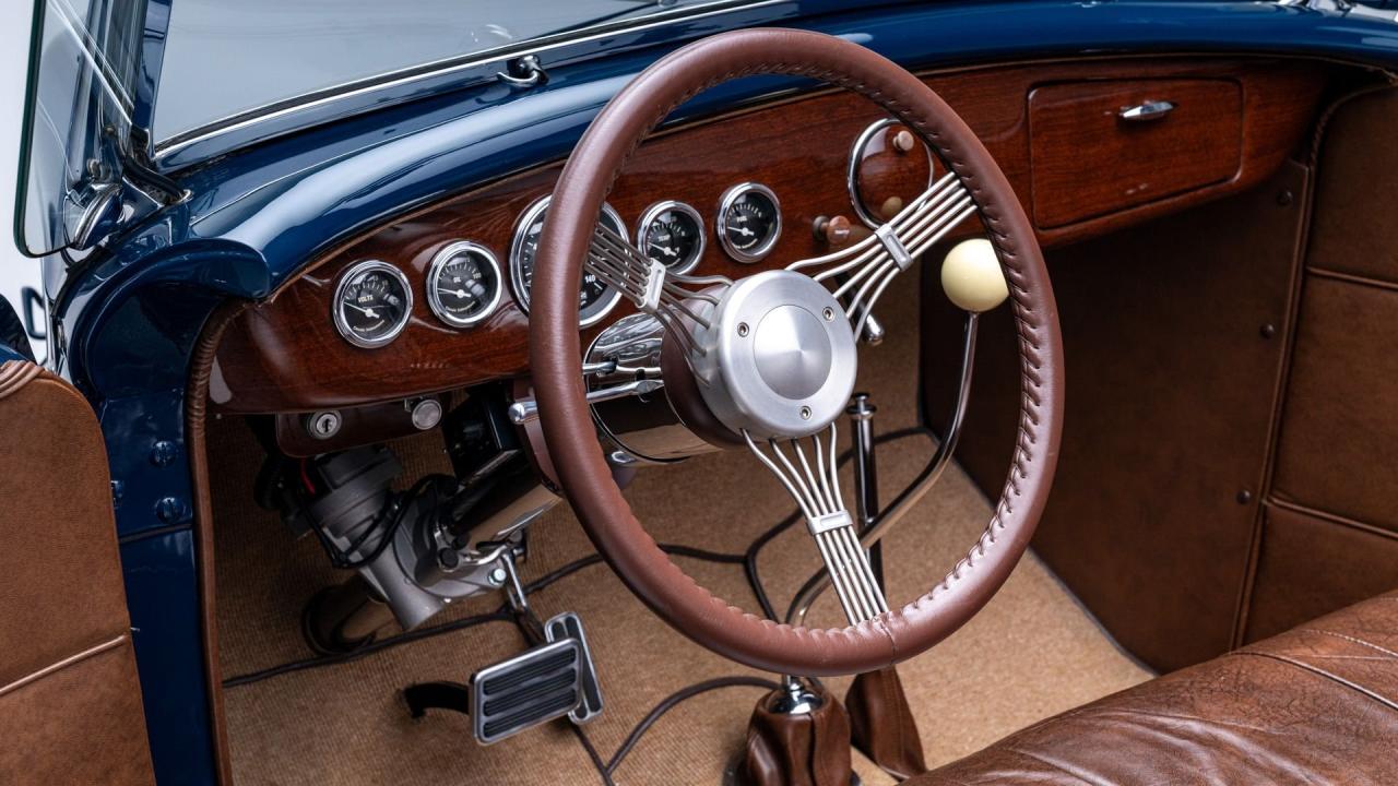 1936 Ford V8 De Luxe Roadster