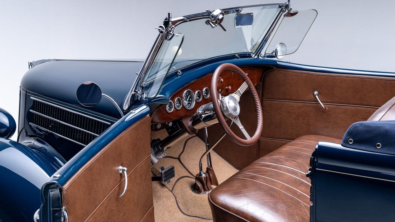 1936 Ford V8 De Luxe Roadster