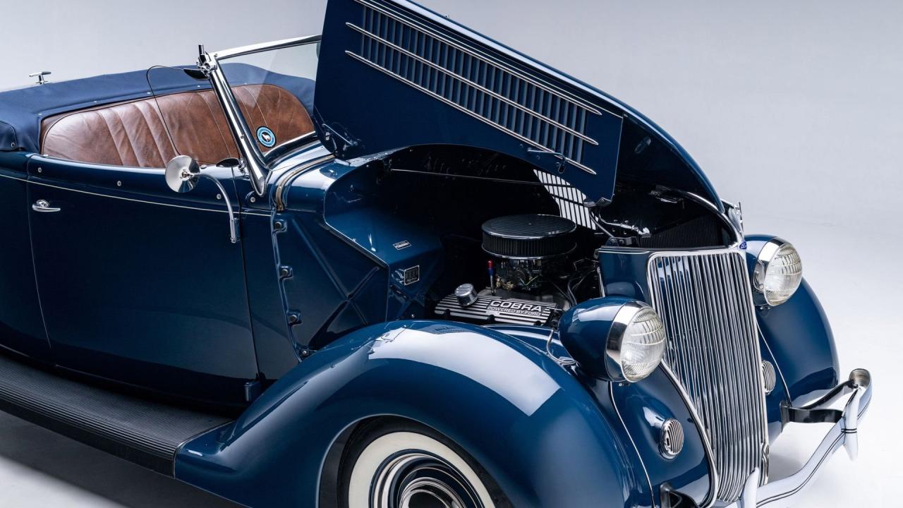 1936 Ford V8 De Luxe Roadster