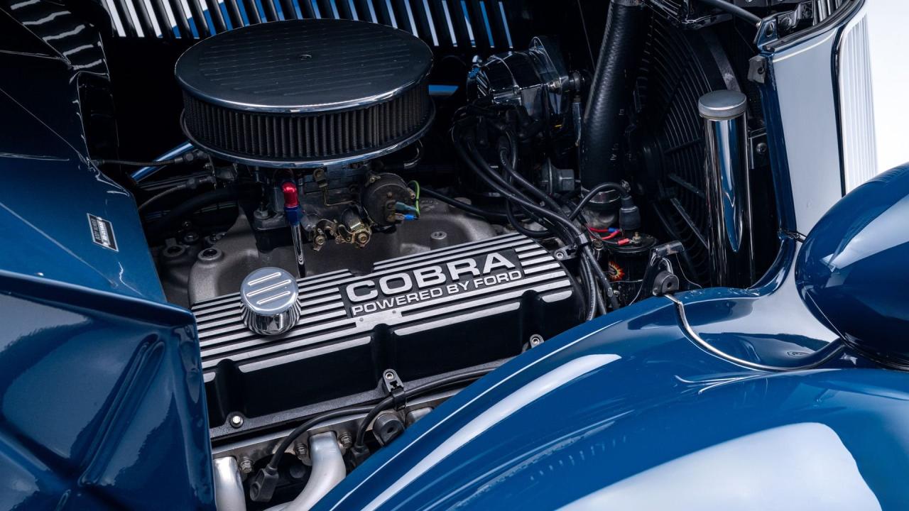 1936 Ford V8 De Luxe Roadster