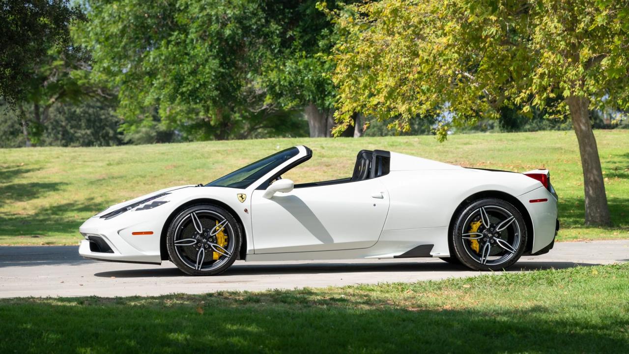 2015 Ferrari 458 SPECIALE A