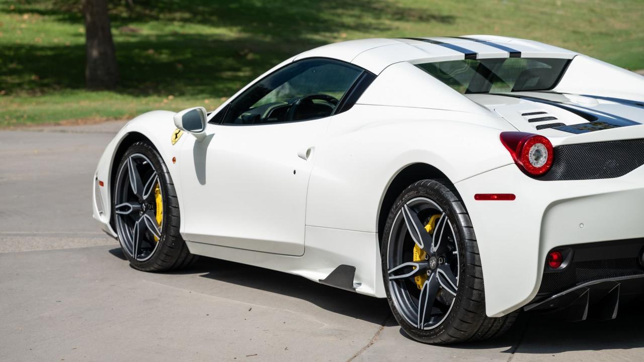 2015 Ferrari 458 SPECIALE A
