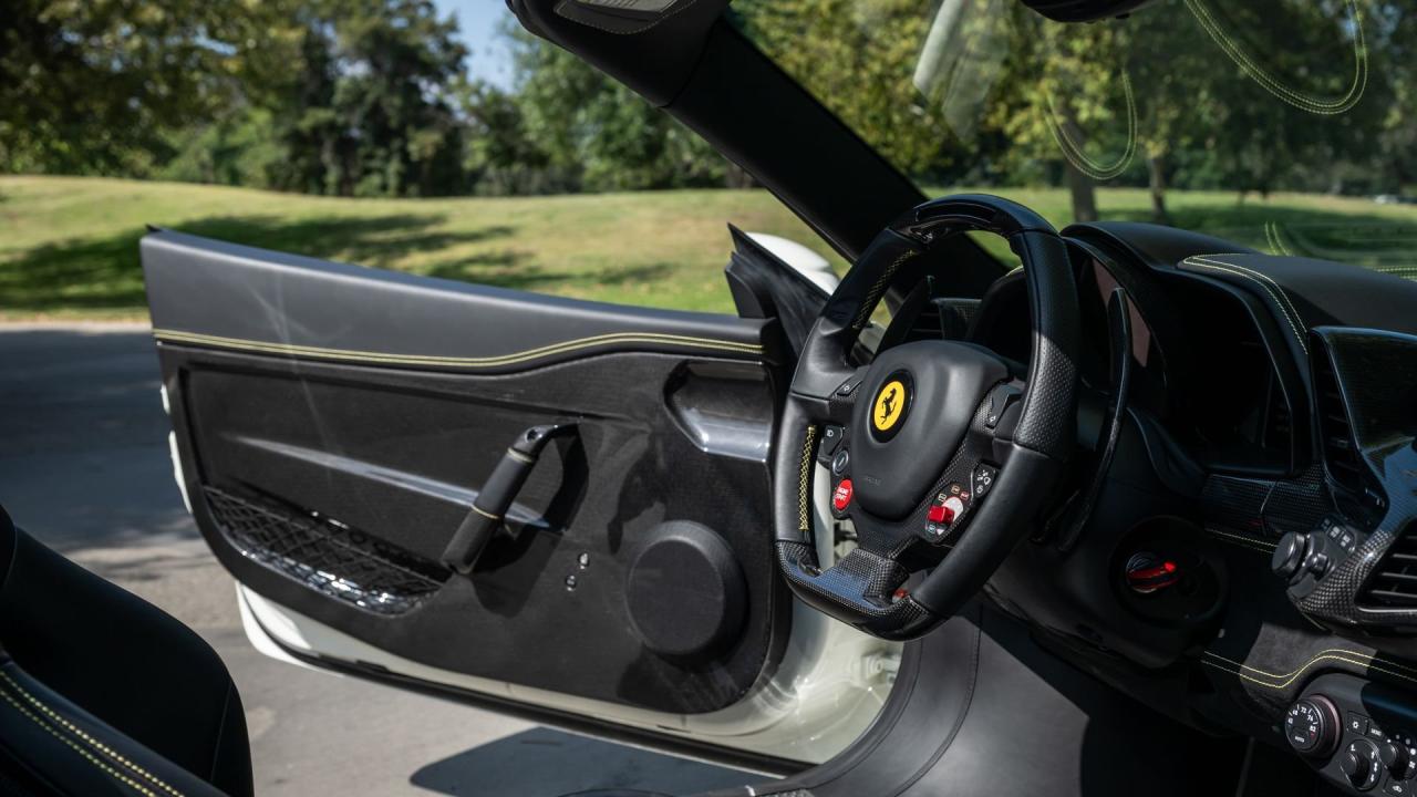2015 Ferrari 458 SPECIALE A