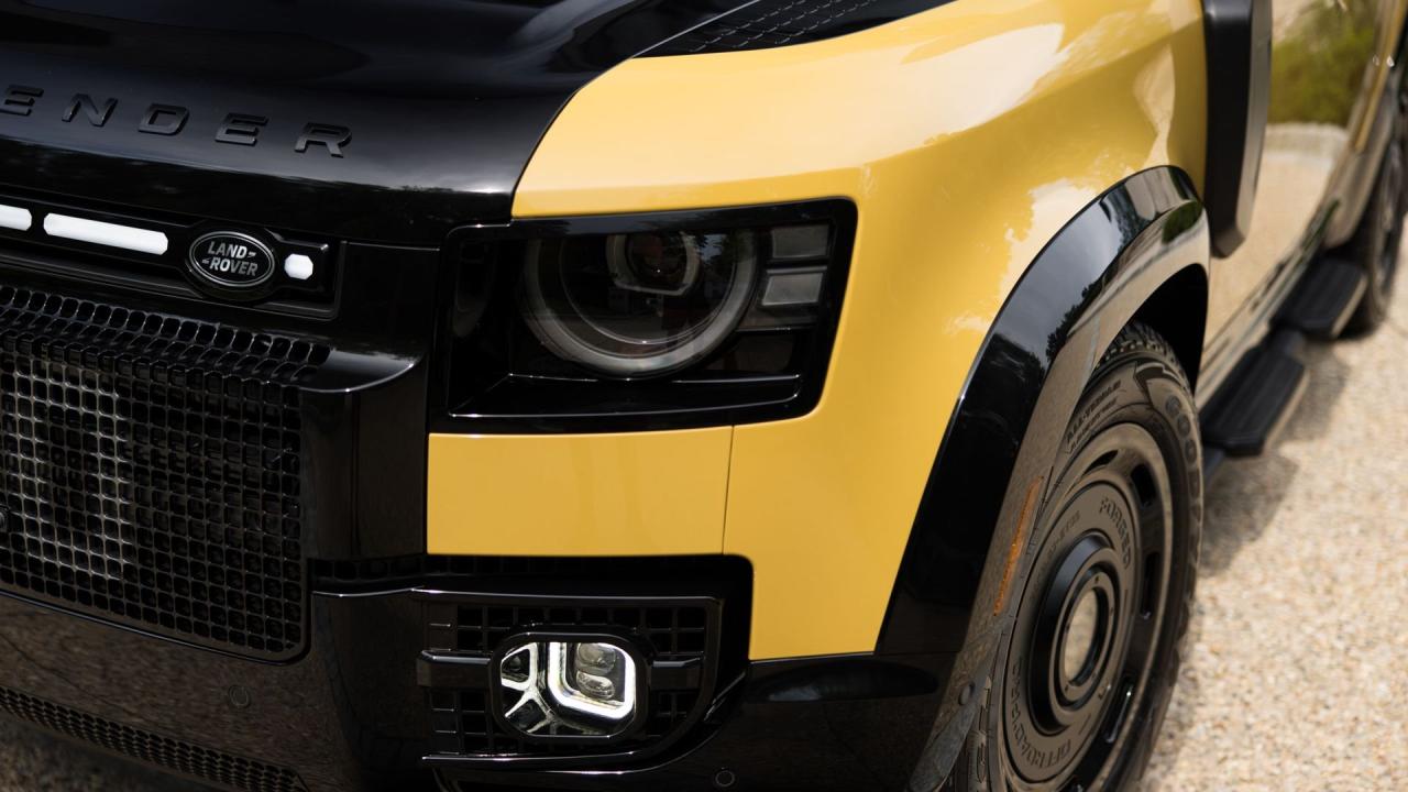 2026 Land Rover Defender 110 Trophy Edition "Artemis K2"