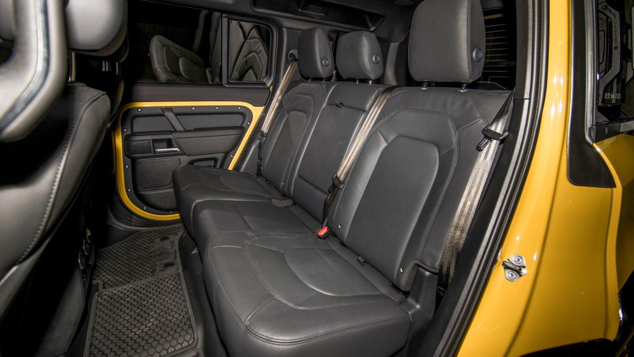 2026 Land Rover Defender 110 Trophy Edition "Artemis K2"