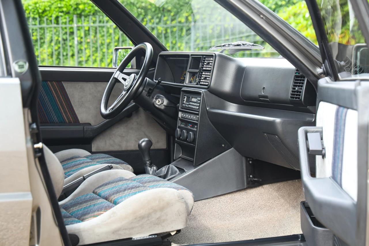 1990 Lancia Delta HF Integrale 16v &ldquo;A gem of authenticity - 29.000 kms&rdquo;