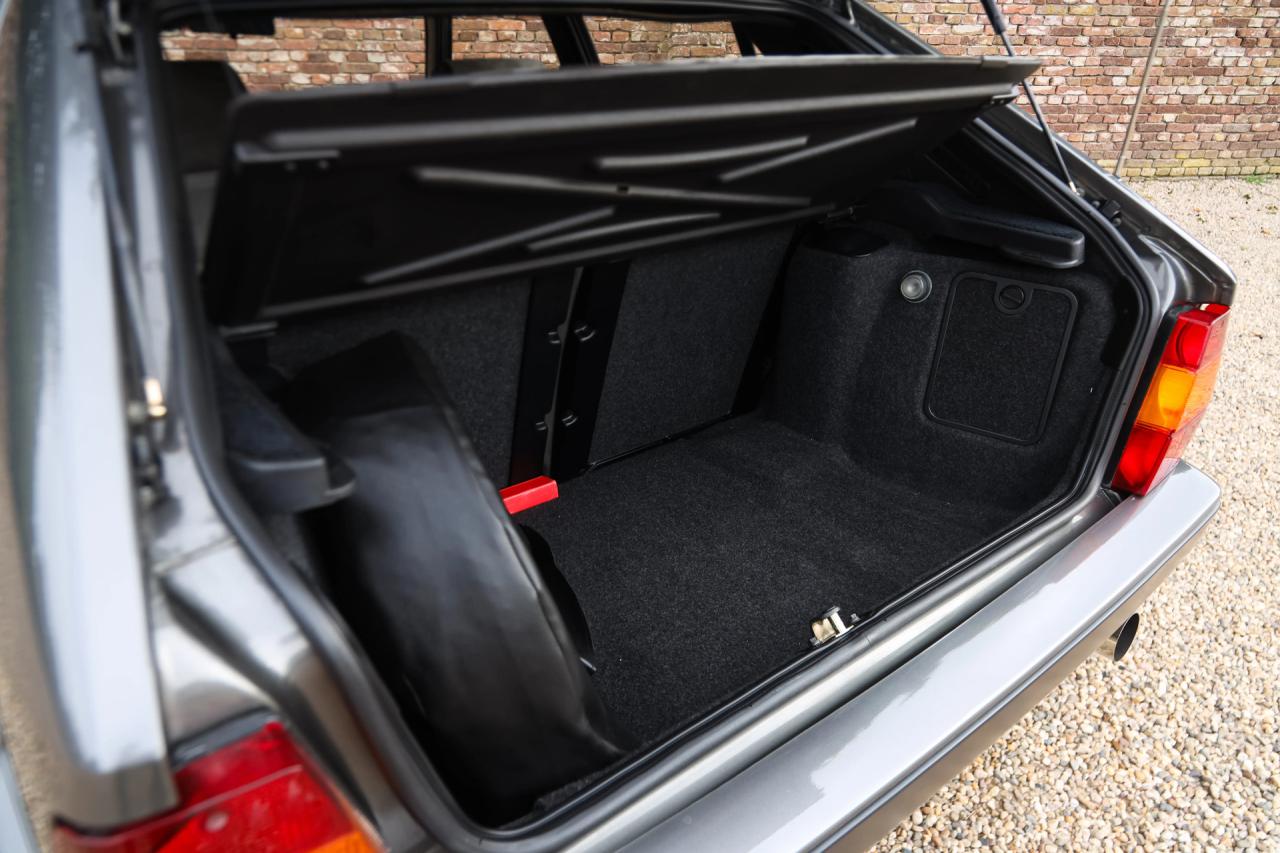 1990 Lancia Delta HF Integrale 16v &ldquo;A gem of authenticity - 29.000 kms&rdquo;