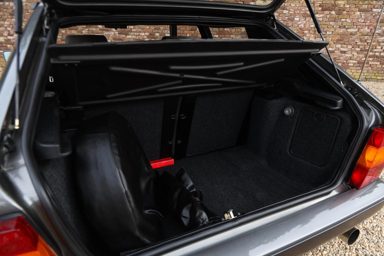 1990 Lancia Delta HF Integrale 16v &ldquo;A gem of authenticity - 29.000 kms&rdquo;